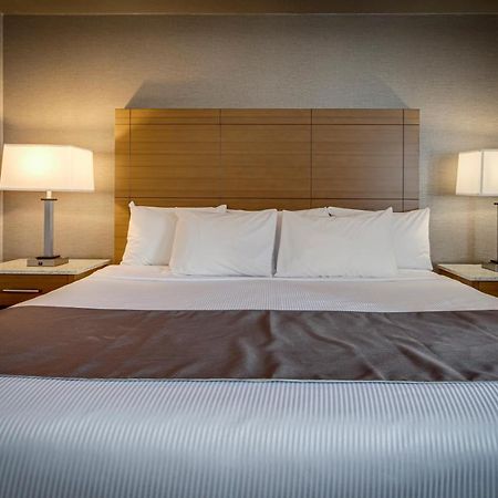 Monte Carlo Inn Vaughan Suites Dış mekan fotoğraf