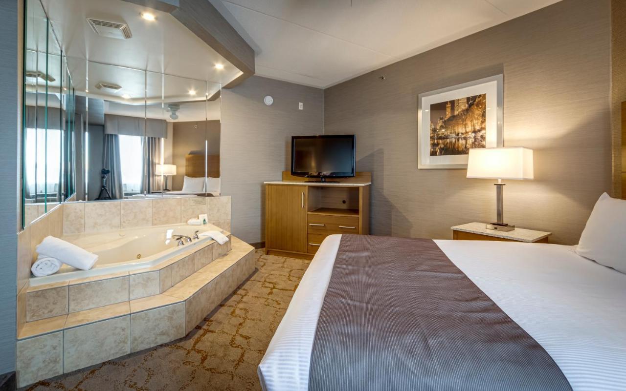 Monte Carlo Inn Vaughan Suites Dış mekan fotoğraf