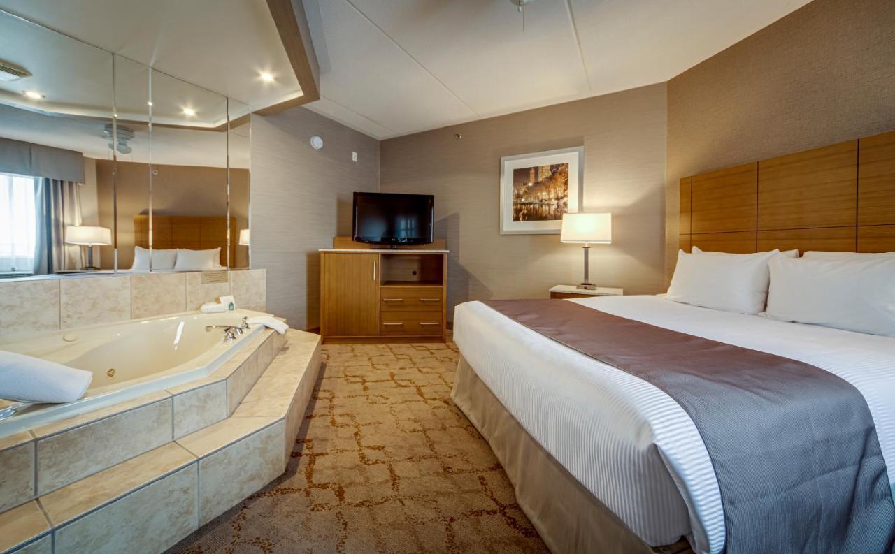 Monte Carlo Inn Vaughan Suites Dış mekan fotoğraf